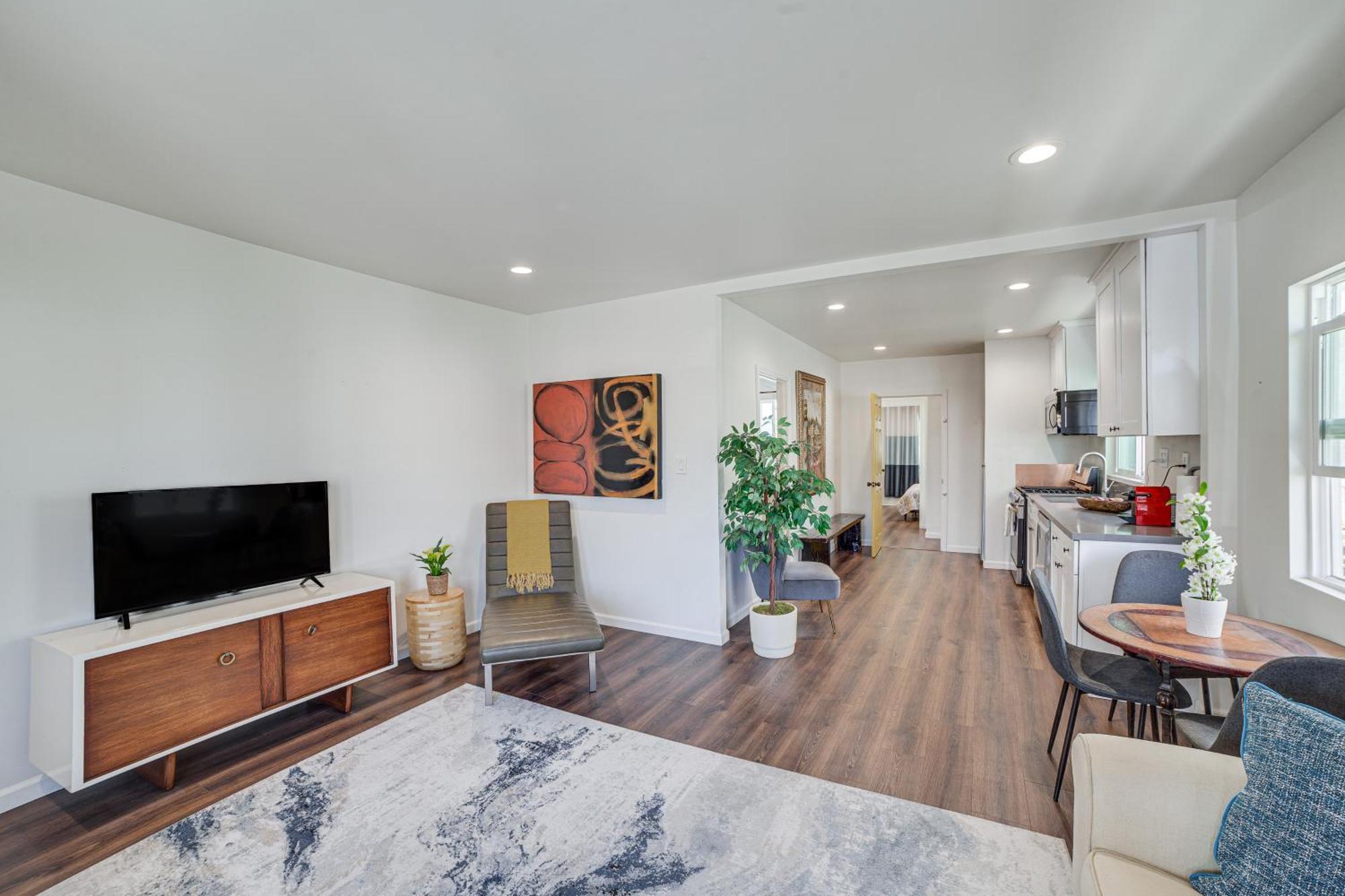 Casa vacanze Convenient Angeles Retreat About 1 Mi To Downtown!