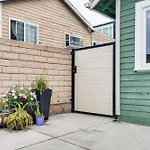 Convenient Los Angeles Retreat About 1 Mi To Downtown!